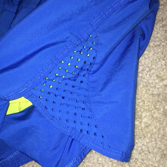 Reekbok workout shorts - Picture 5 of 5